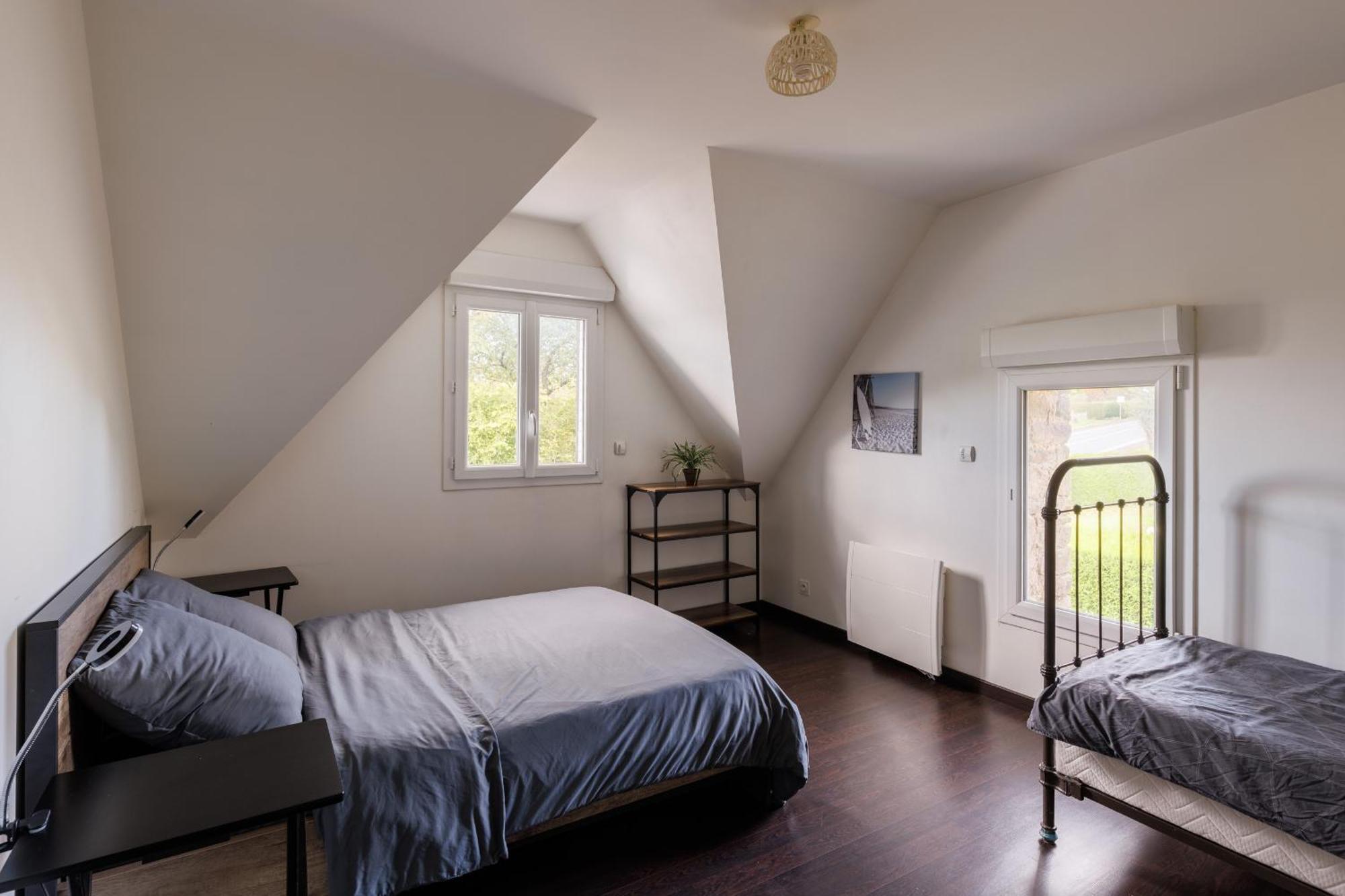 Dodo Normand 3 Bedrooms - Poele A Granules - Linge - Menage - Inclus Holiday home Villedieu-les-Poeles-Rouffigny